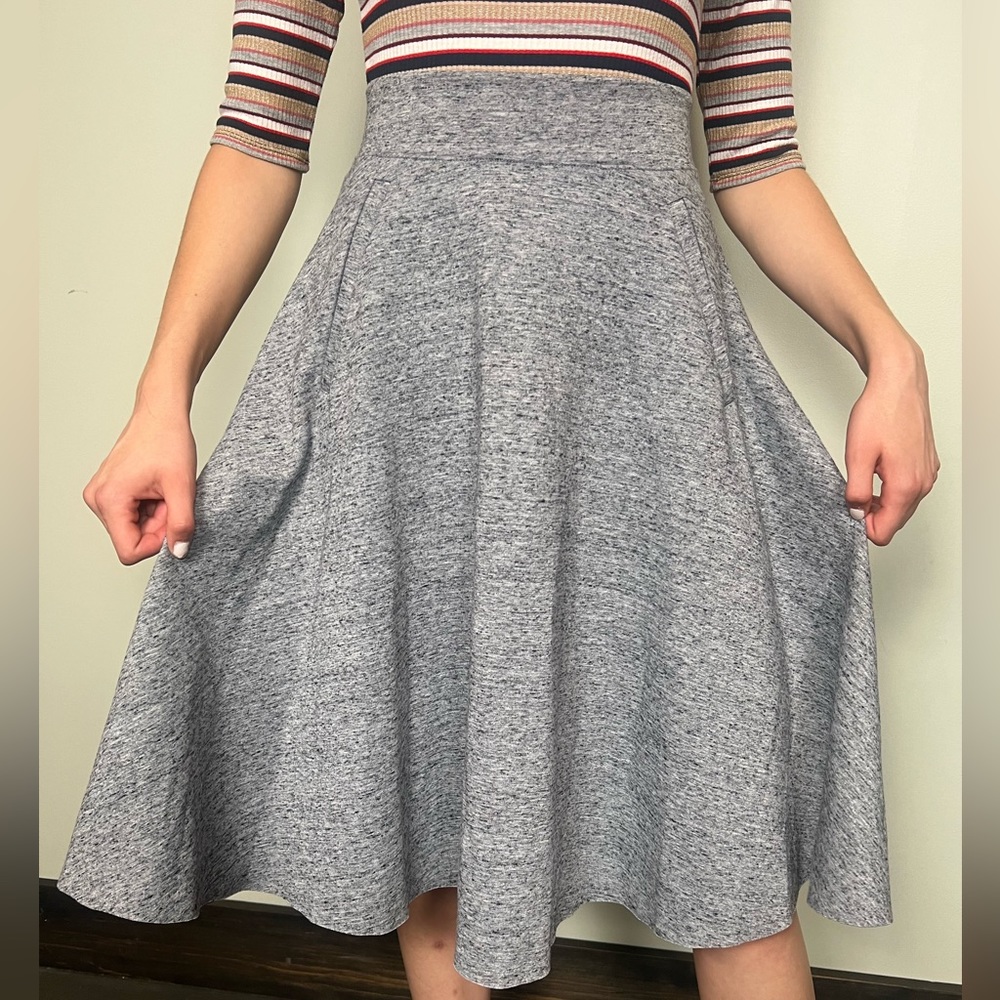 H&M Grey Circle Skirt Size XS